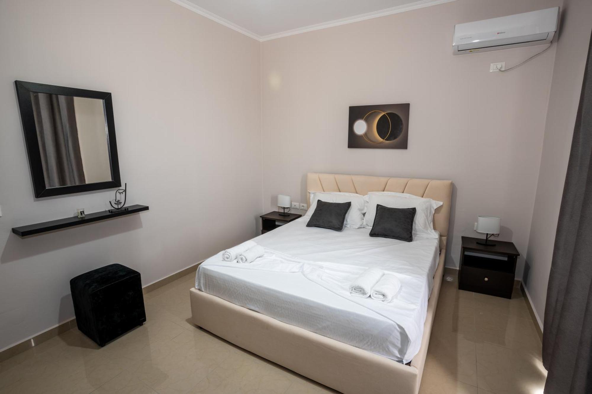 A&V Apartments Sarandë Buitenkant foto